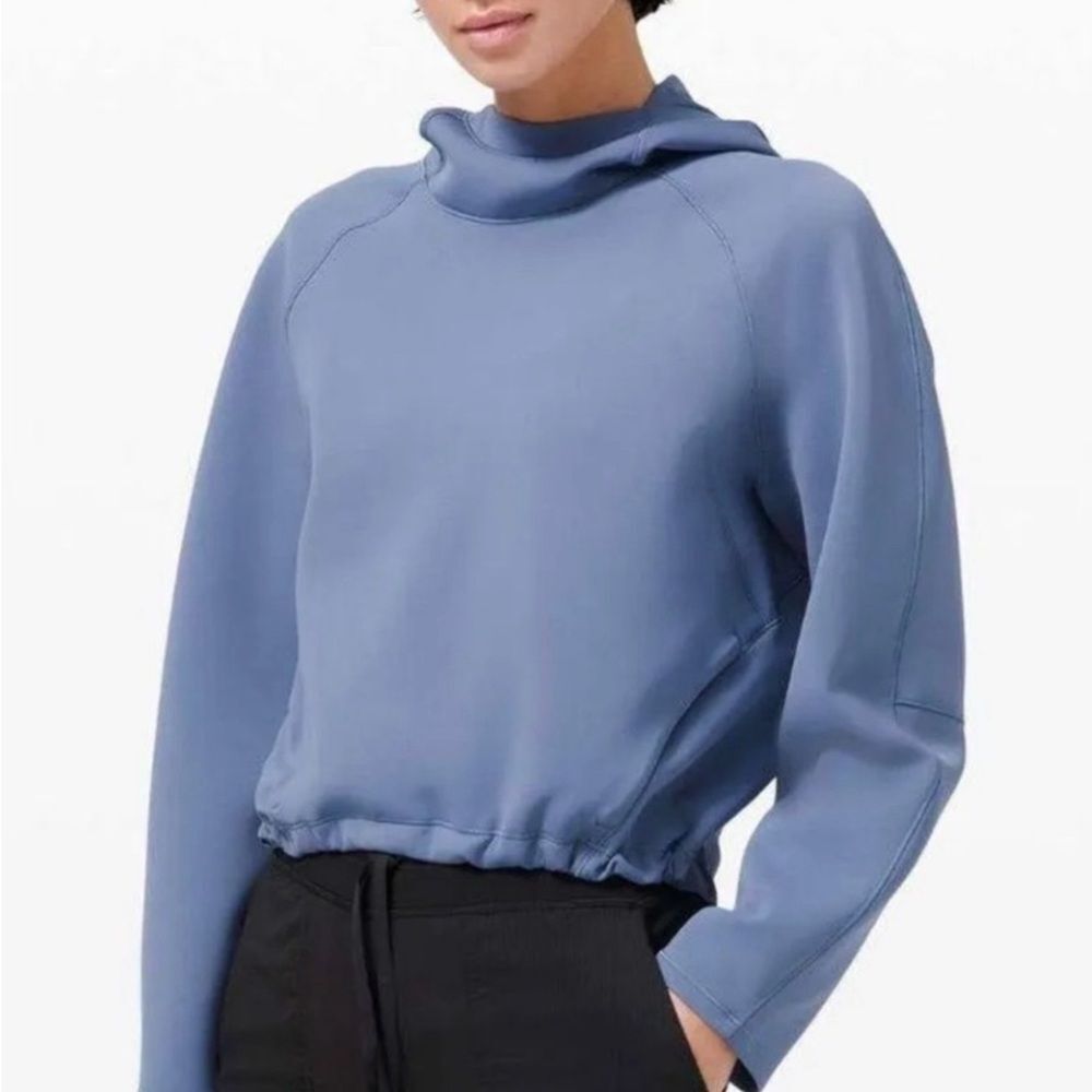 Lululemon airwrap hoodie size 8 water drop